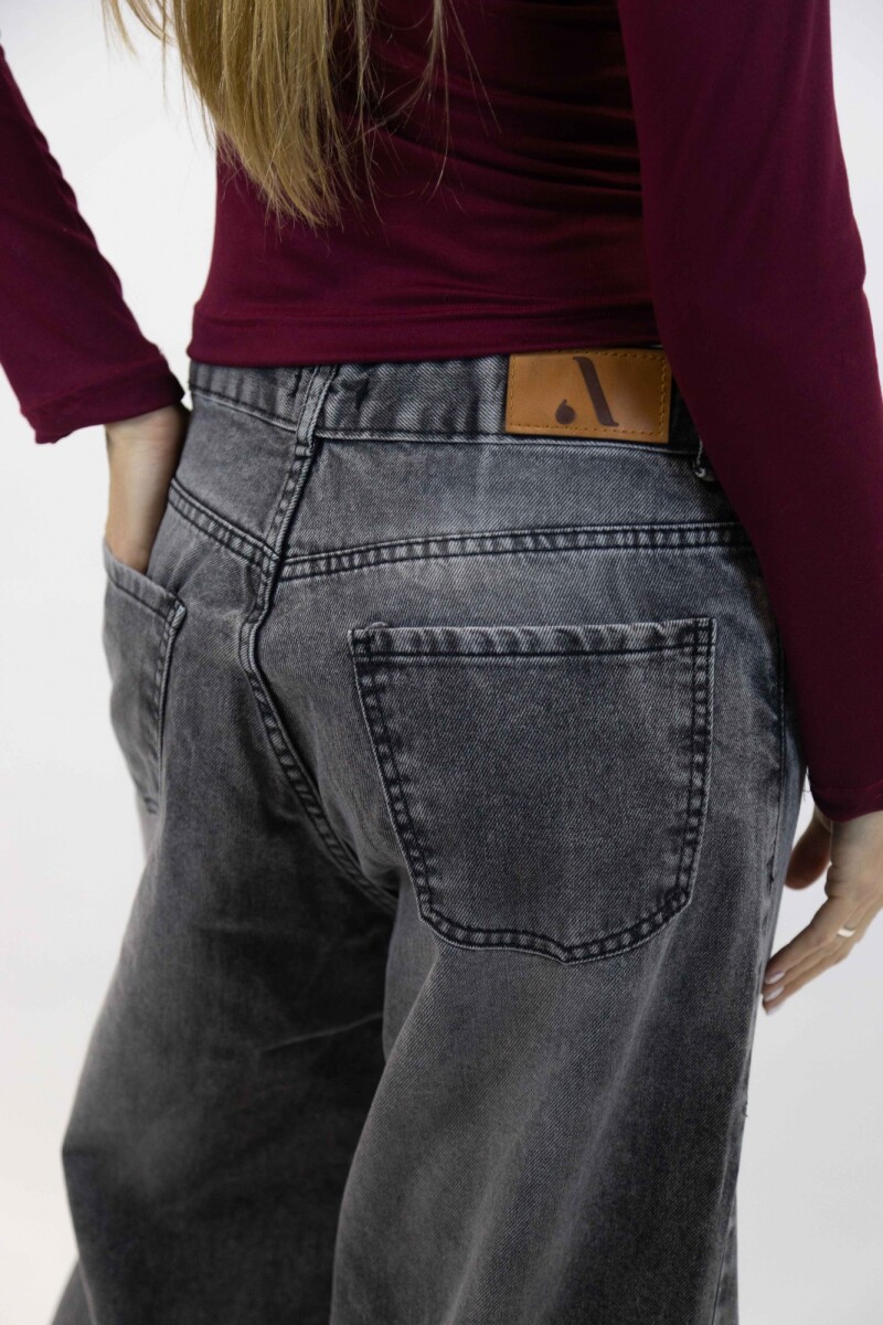 Jean wide rigido Gris