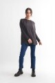 Sweater oversized con capucha GRIS OSCURO