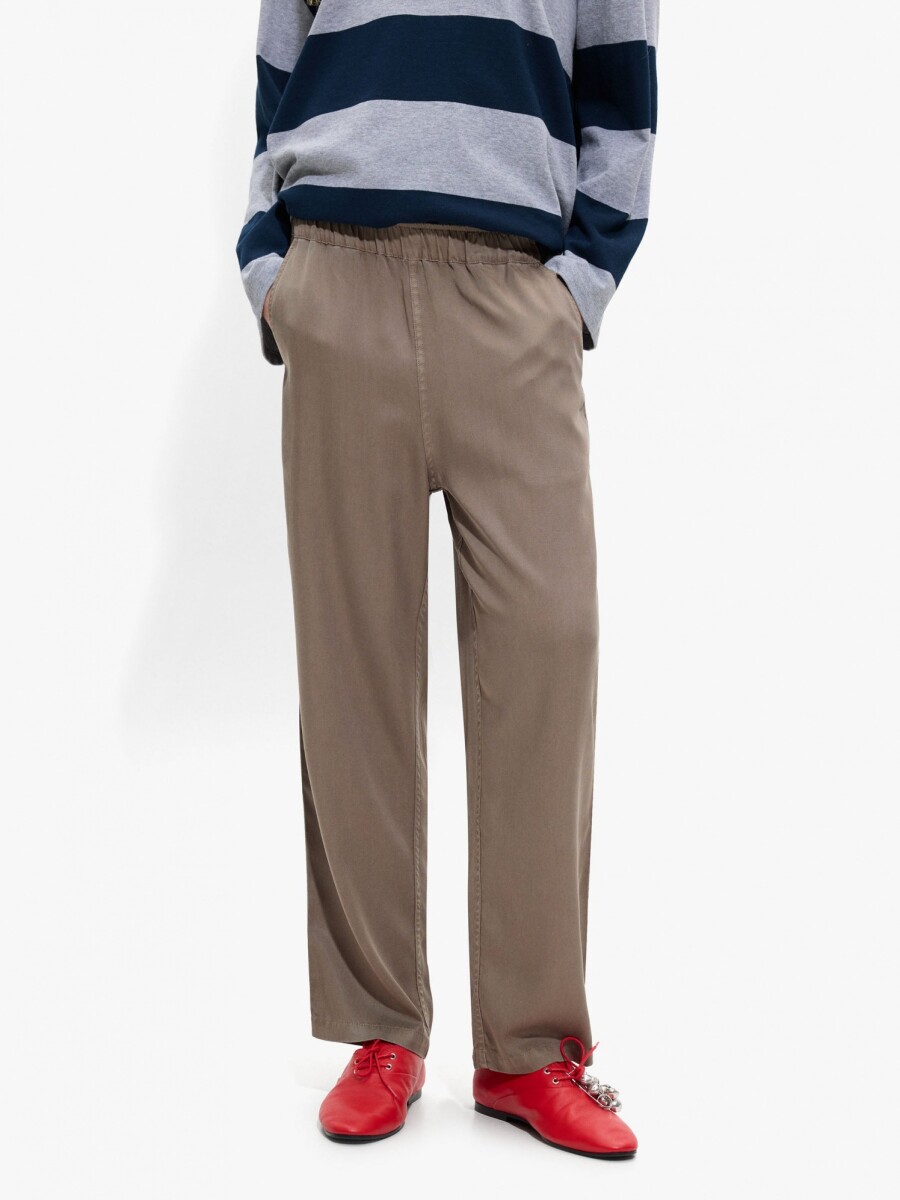 Pantalón Liso 100% Lyocell caqui