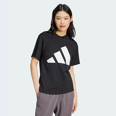 Indumentaria Adidas de mujer