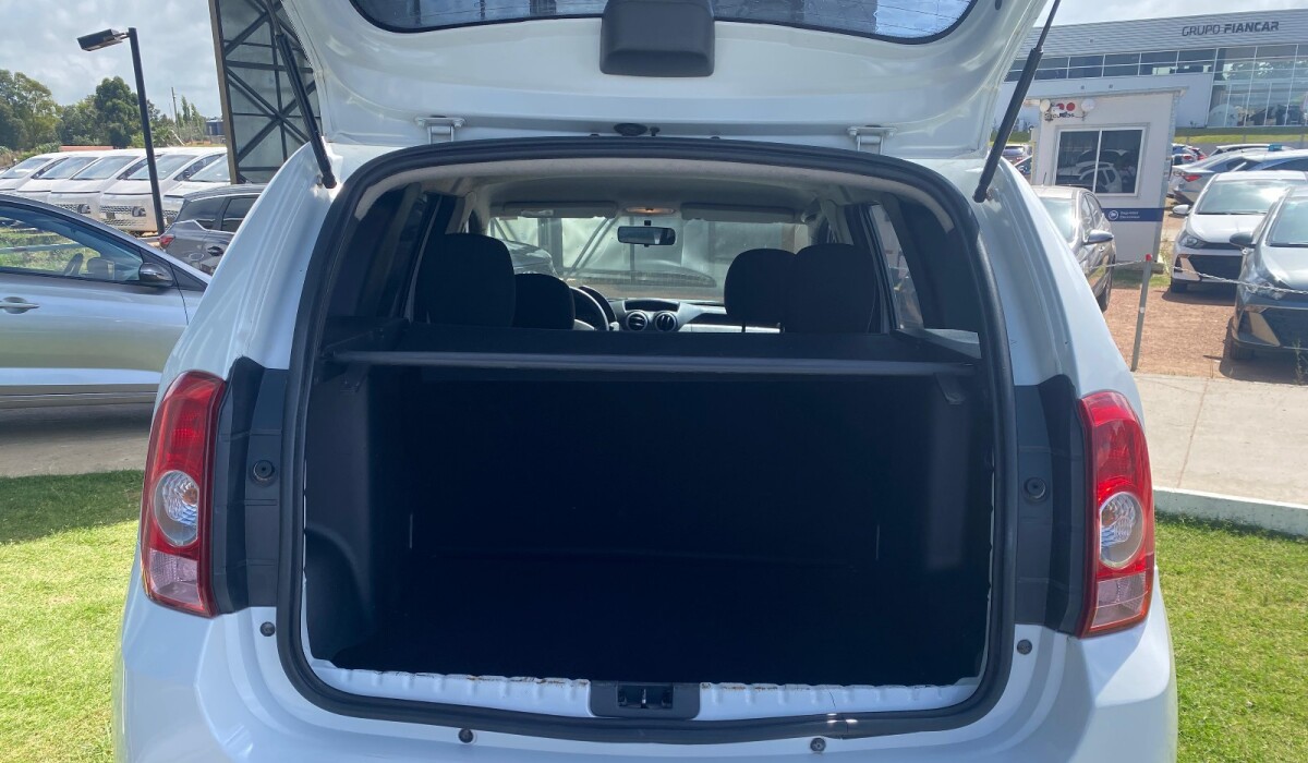 Renault Duster Dynamique 1,6 - 2015 Renault Duster Dynamique 1,6 - 2015