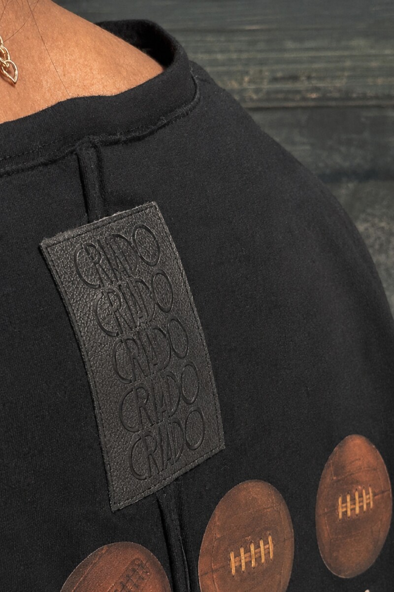 Remera Histrodra NEGRO