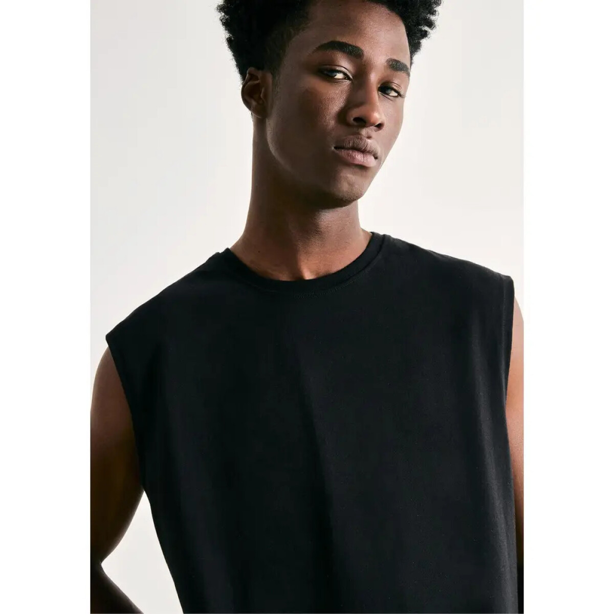 CAMISETA REGATA MASC - PRETO ESCURO 