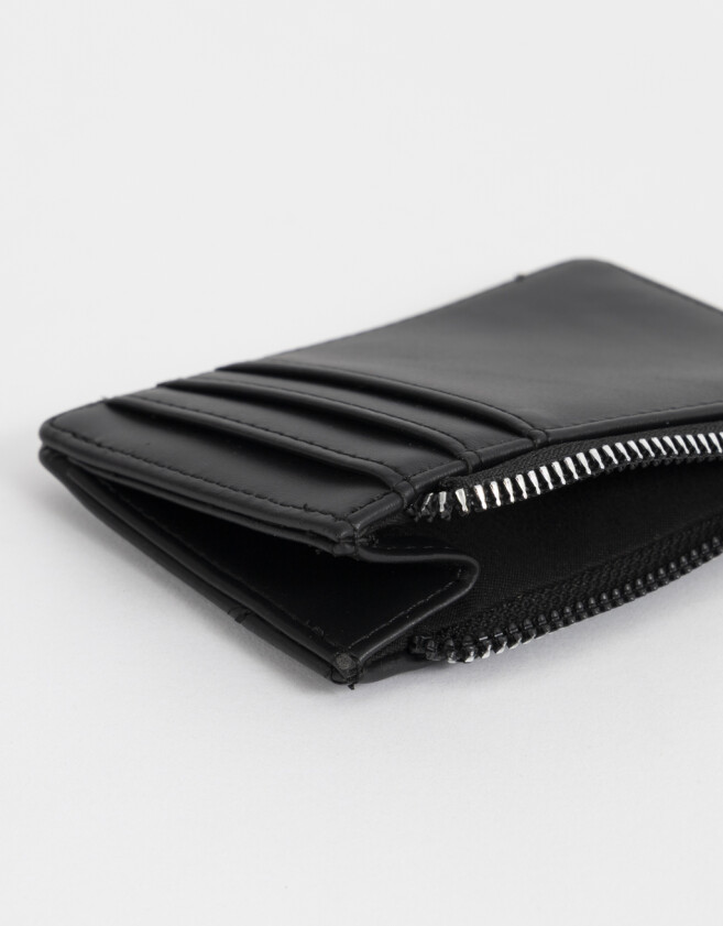 Monederos Monedero Puffy Con Charm - Negro