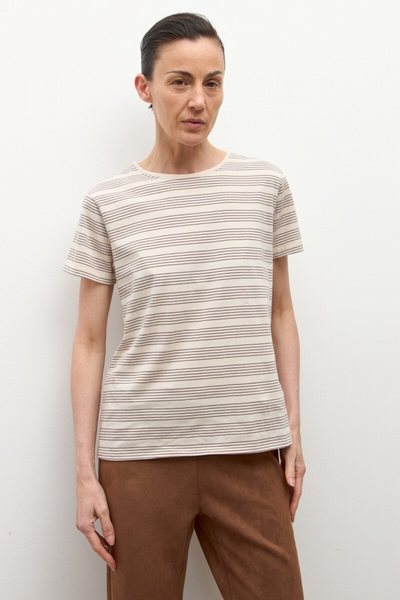 Remera rayada escote a la base beige claro
