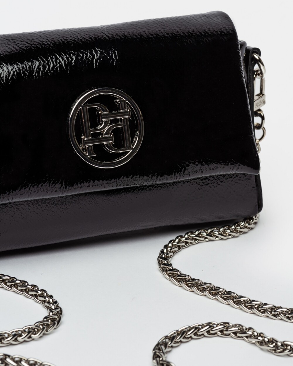 Mini bag Olivia en cuero charol Negro