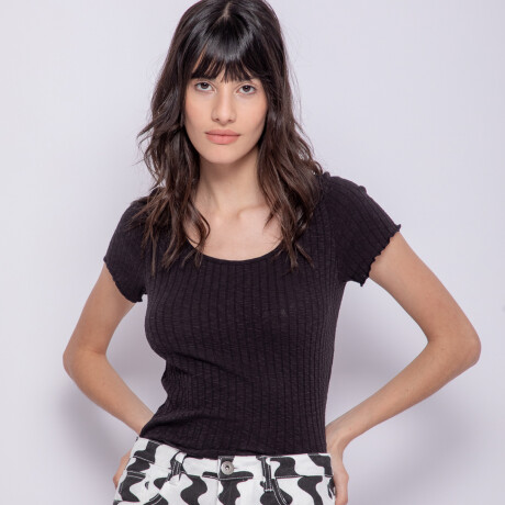 REMERA MARS Negro