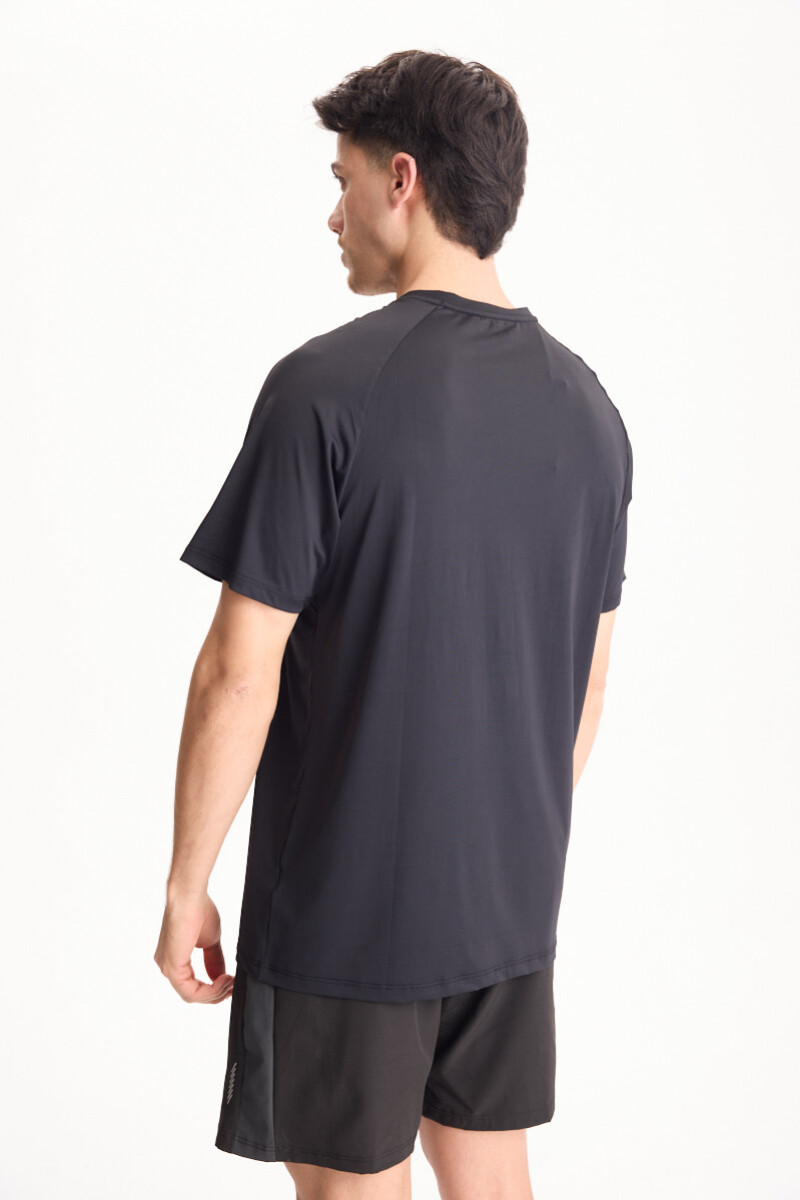 Remera Pulse Negro