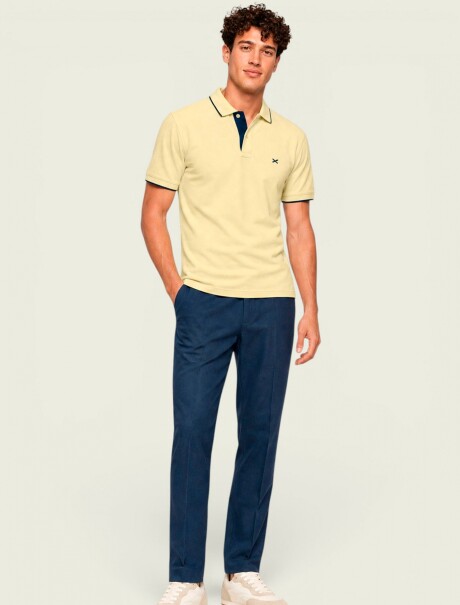 CAMISA DE CUELLO CON BORDADO AMARILLO