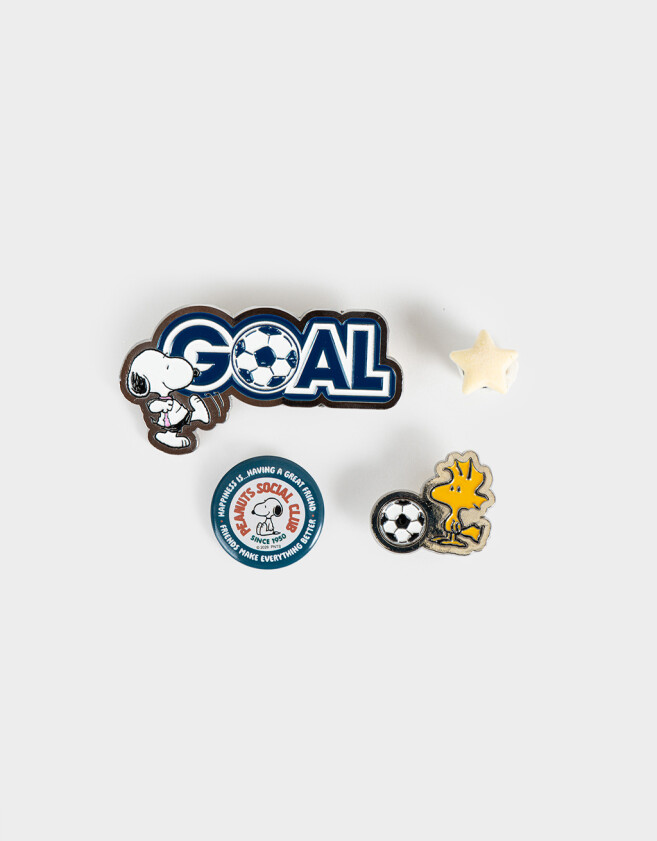 Pin Set De Pins Snoopy Mundial - Combinacion Multicolor