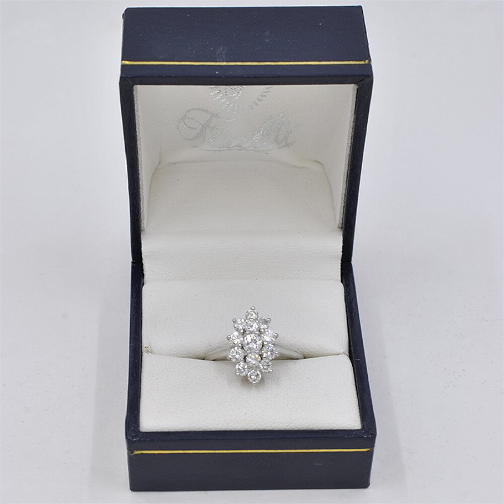 Anillo Platino Y Brillantes. Anillo Platino Y Brillantes.