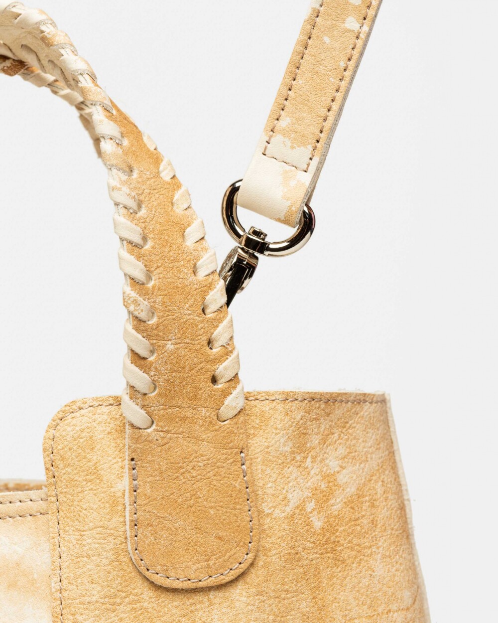 Cartera de mano The Braided en cuero vegetal liso Natural
