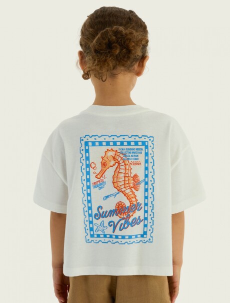 CAMISETA CON ESTAMPADO EN LA PARTE DELANTERA Y TRASERA BLANCO