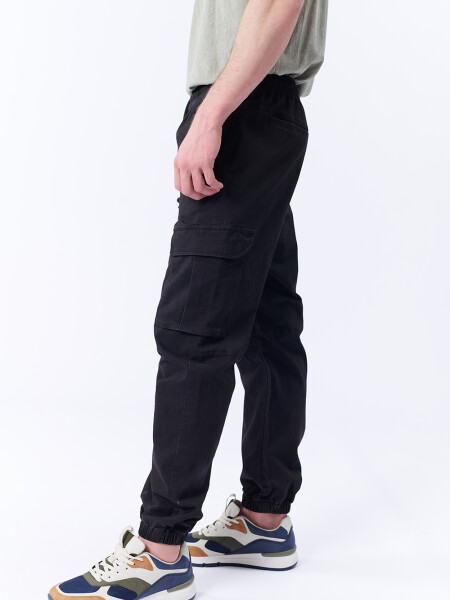 Pantalón cargo jogger Negro