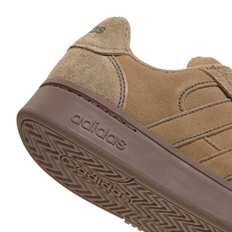 Championes de Hombre Adidas Gc Alpha Sk8 Beige