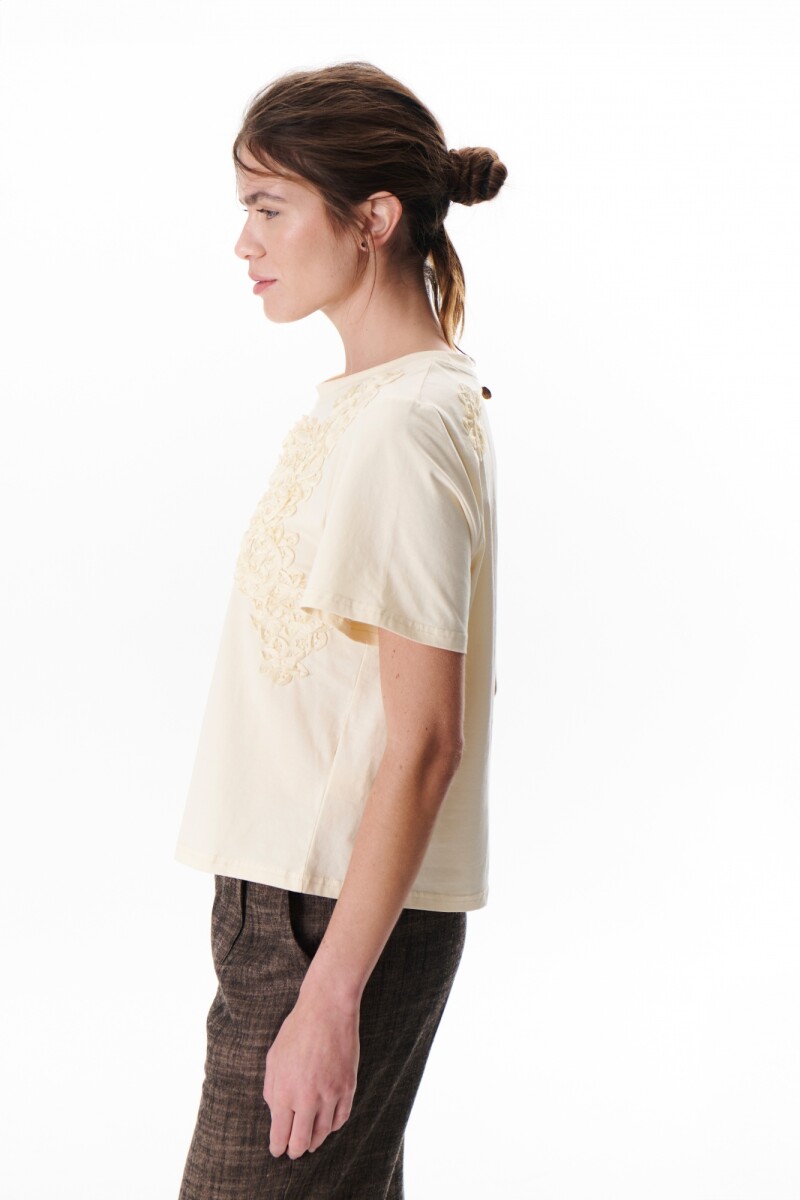 REMERA BLOOM CRUDO
