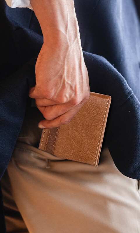 BILLETERA CUERO HERMES TOSTADO C/RON