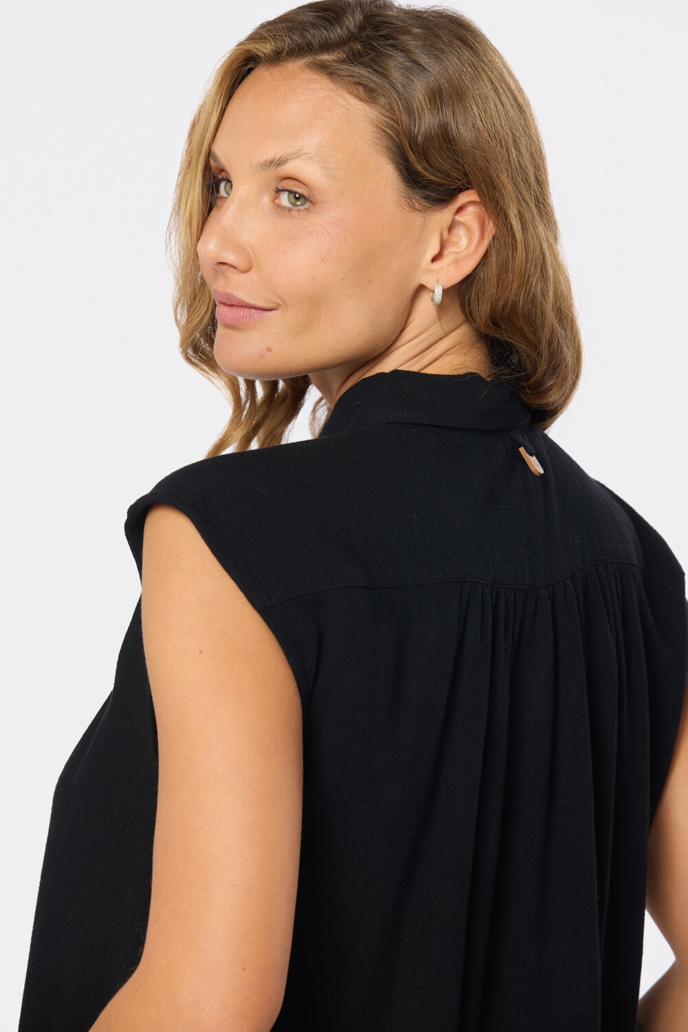 CAMISA DE LINO Negro