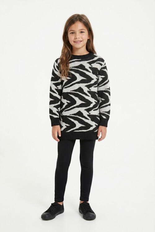 Sweater estampado NEGRO