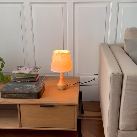 Portátil de mesa en madera pantalla tela beige E27 IX9442