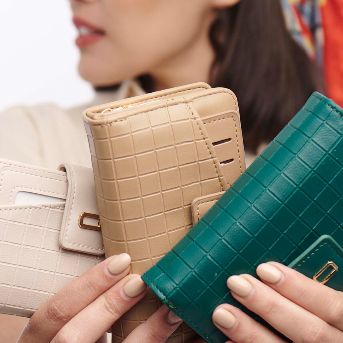 Billetera con Portadocumento Olivia - Beige 