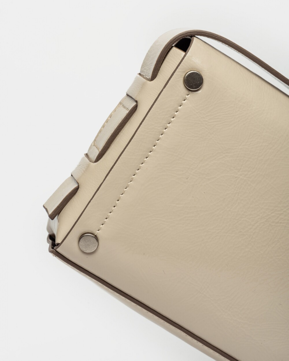 Mini Bag Palma En Cuero Charol Natural