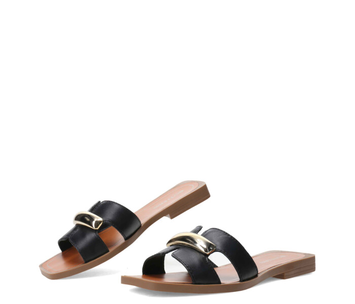 Sandalia con aplique metàlico Preto