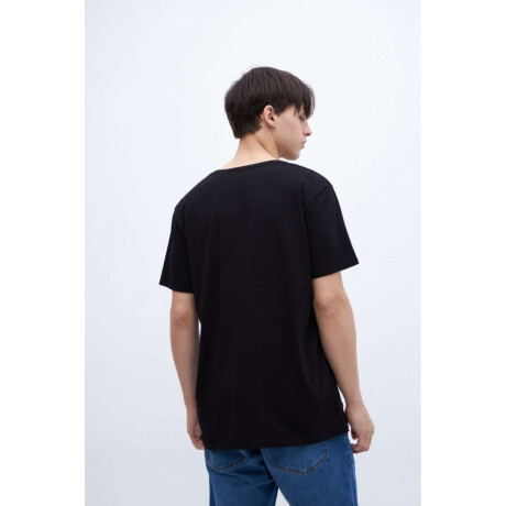 Remera Berlin Negro