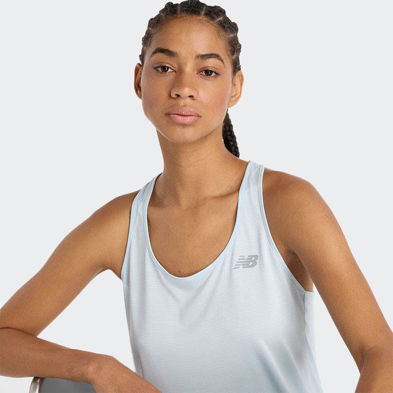 Musculosa New Balance Sport Essentials Azul