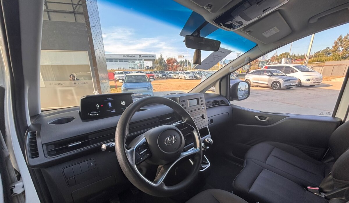 Hyundai H1 Staria 2.2 Diesel Minibus 10plz - 2023 Hyundai H1 Staria 2.2 Diesel Minibus 10plz - 2023