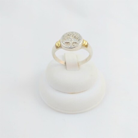 Anillo religioso de plata 925 con detalles de double en oro 18Ktes, Espiritu Santo 10mm, diámetro interno 19mm #18 Anillo religioso de plata 925 con detalles de double en oro 18Ktes, Espiritu Santo 10mm, diámetro interno 19mm #18