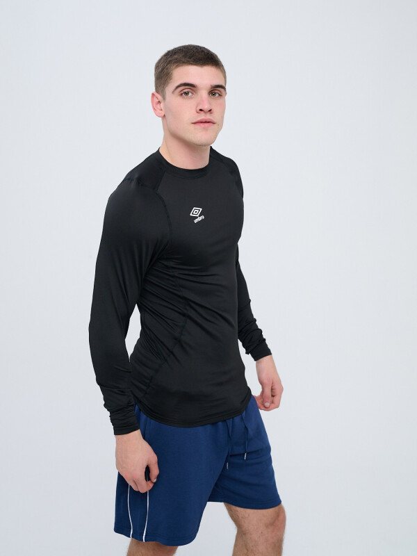 T-Shirt Térmica Manga Larga Umbro Hombre 060
