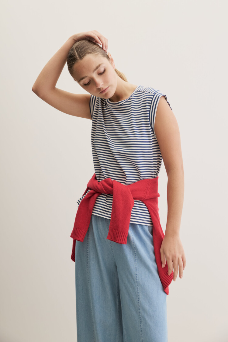 REMERA ALBIZI Blanco/Azul