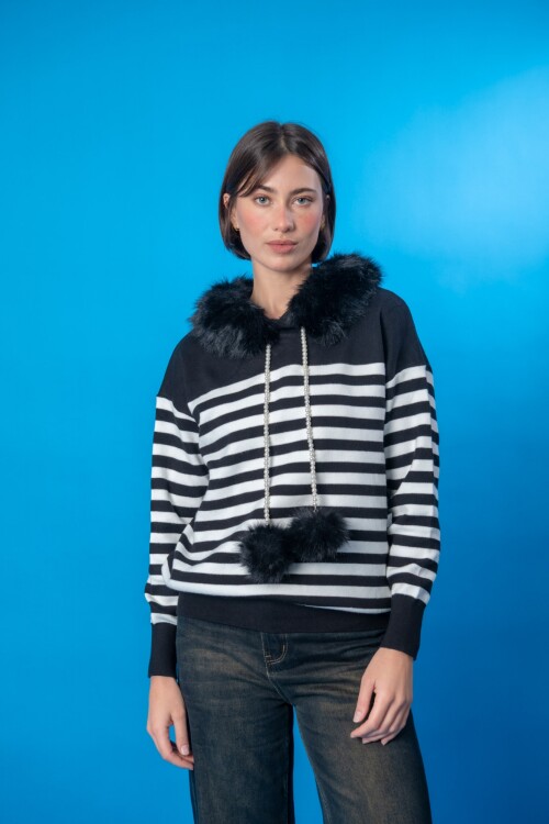 Sweater con capucha Negro