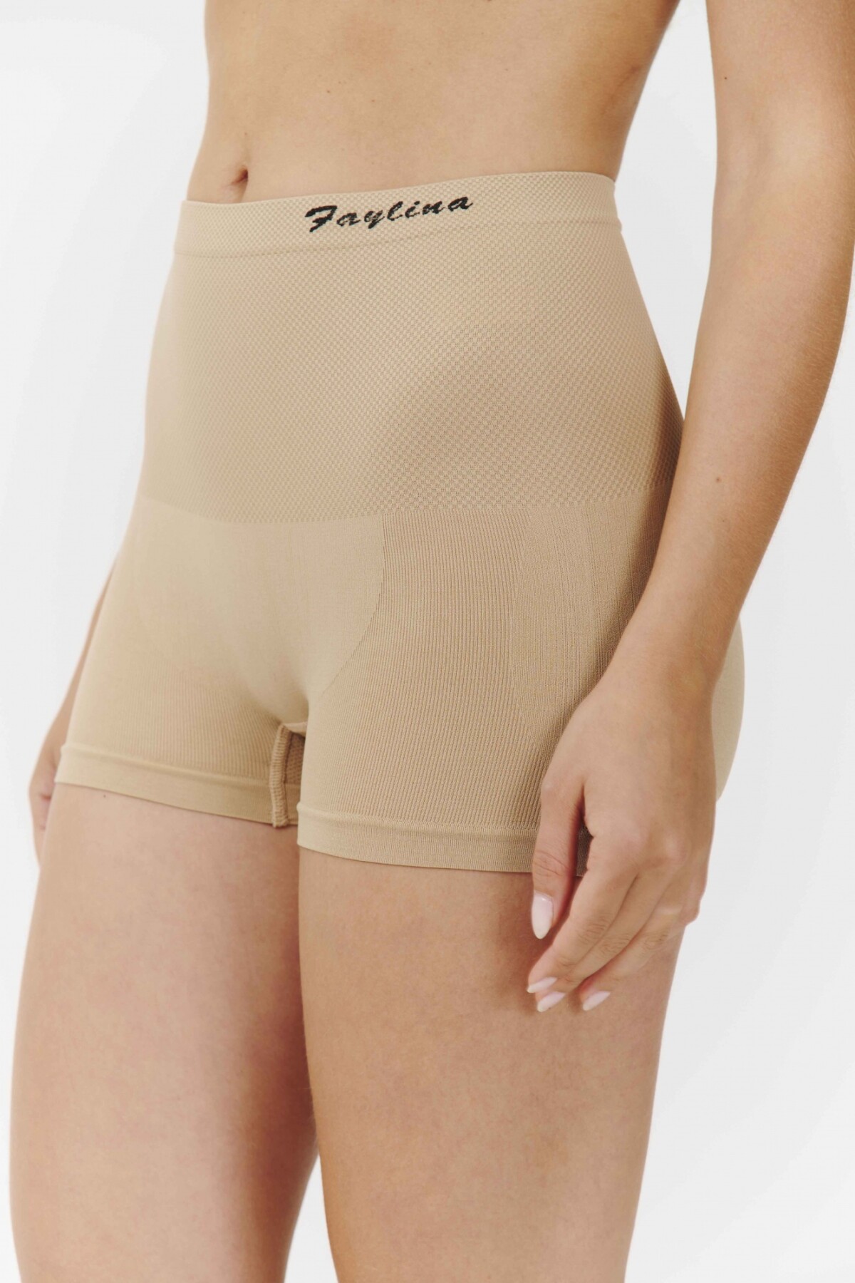 Short Lucía Tostado