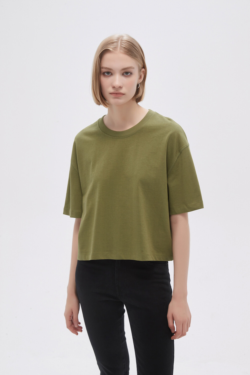 Remera Solisa Verde Oliva Oscuro