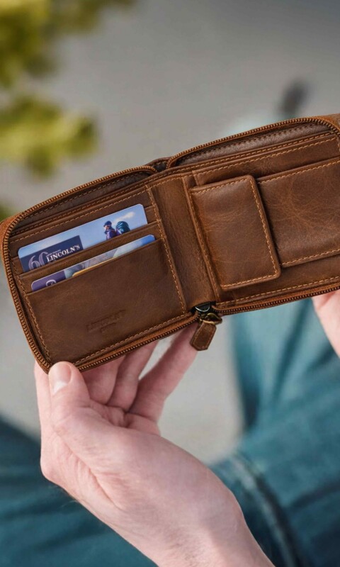 BILLETERA CUERO PEGASUS WHISKY