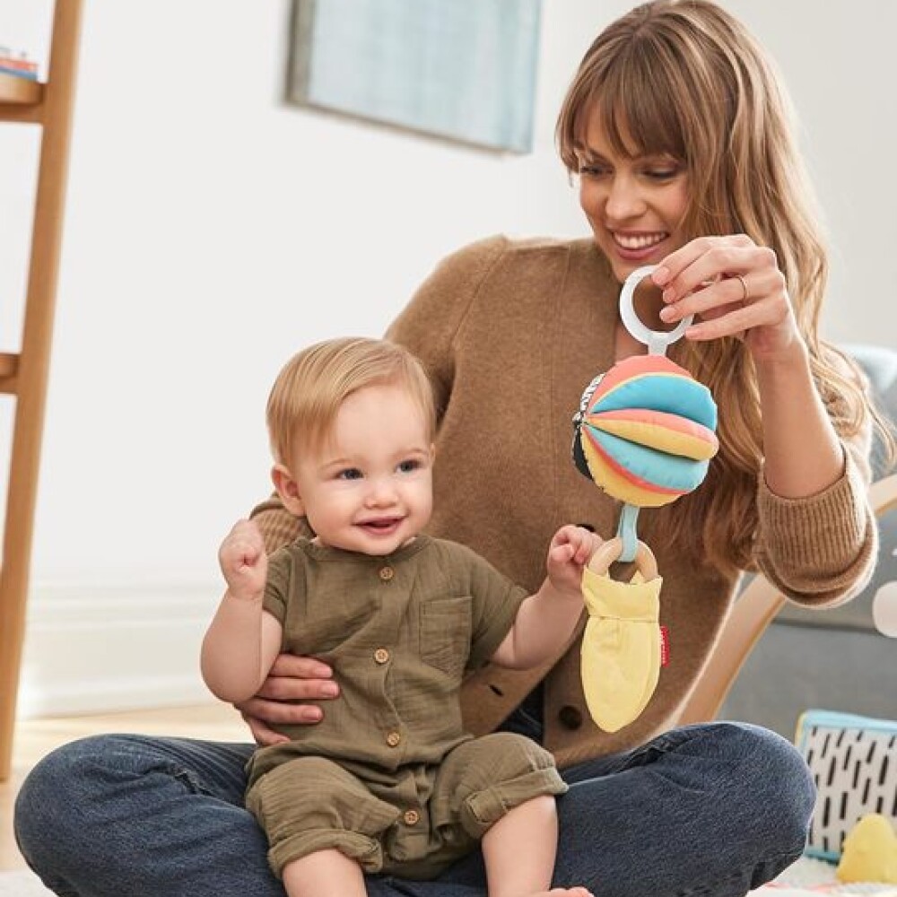 Colgante estimulacion montessori SKIP HOP Colgante estimulacion montessori SKIP HOP