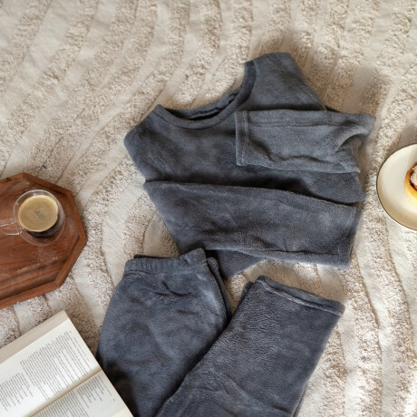 Pijama De Plush Gris Pijama De Plush Gris
