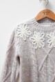 Sweater de niña con apliques de flores lila