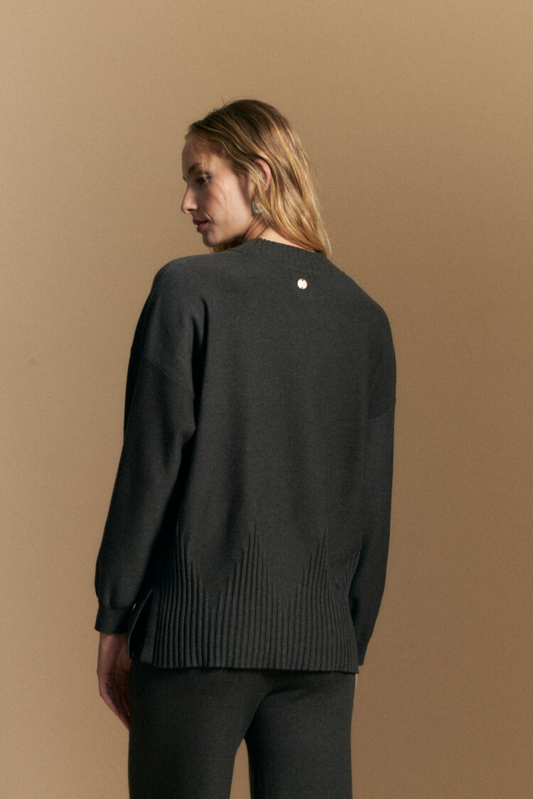 POLERA CASIOS Negro