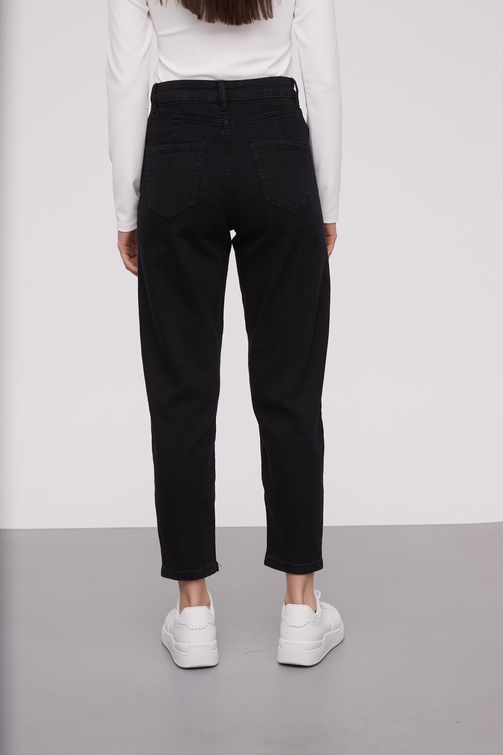 Pantalon Valadao Negro