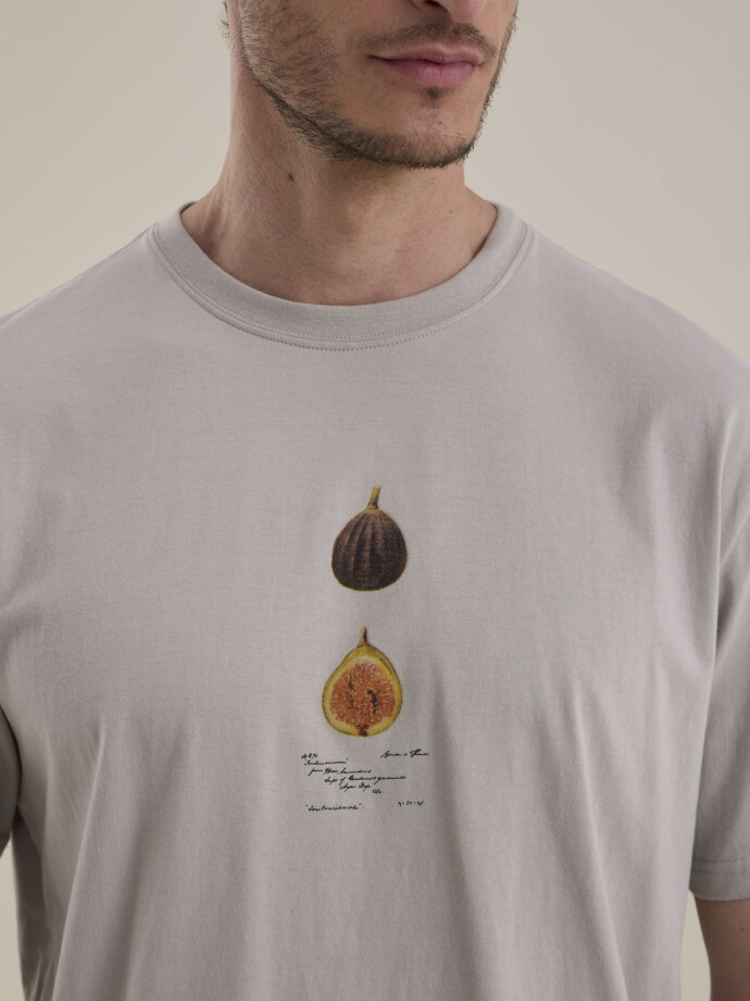 T-SHIRT ESTAMPA FICO CEMENTO