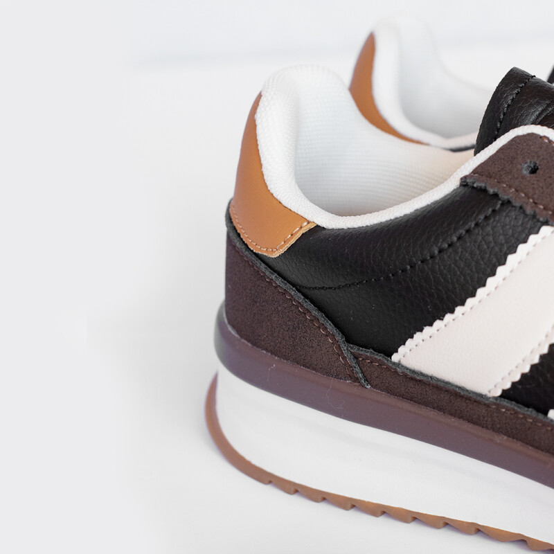 Calzado deportivo Dama LeGroupe BROWN