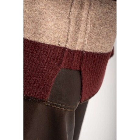 Sweater Rayado Bordeaux