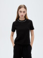 Remera Poit Negro