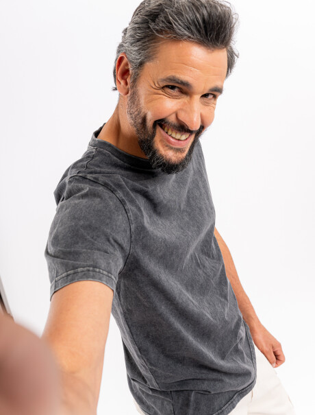 T-shirt m/c estoneada negro