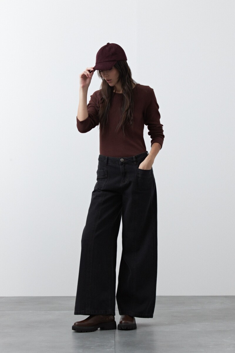 REMERA LUNS Chocolate