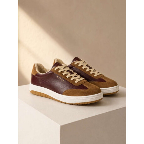 Zapatilla PLAY Bordo