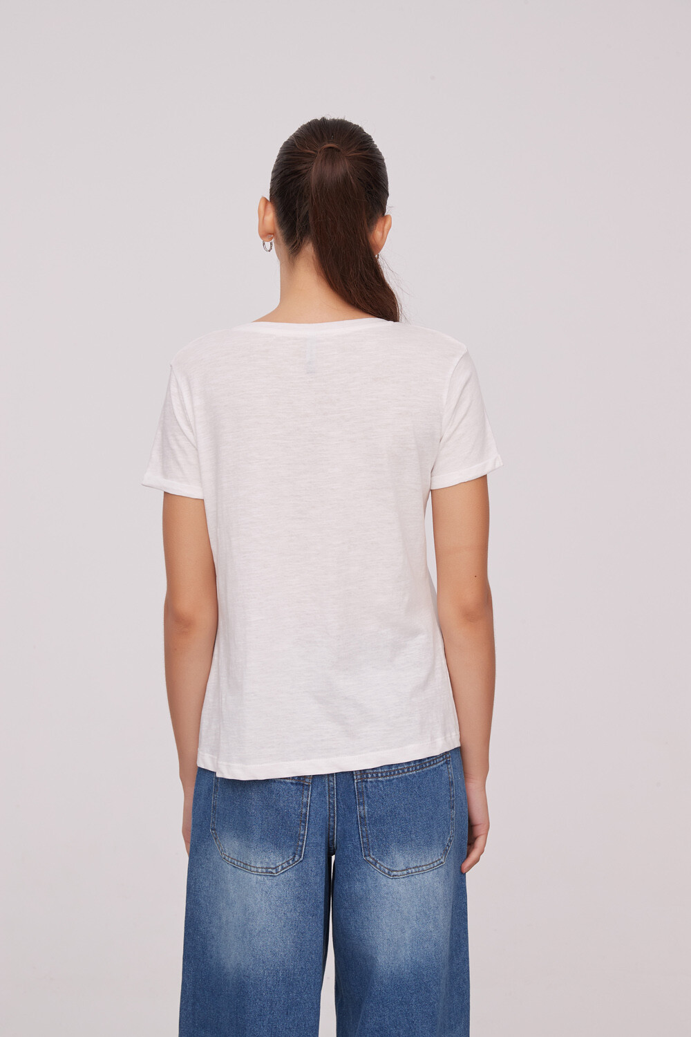 Remera Priamo Marfil / Off White